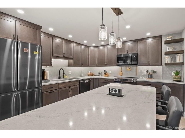 2868 S Heather Gardens Way B 250-109, Aurora, CO 80014