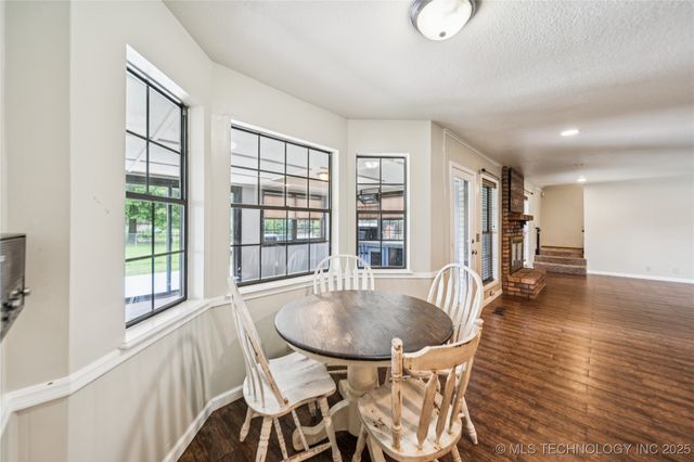 6103 S 223rd East Avenue, Broken Arrow, OK 74014