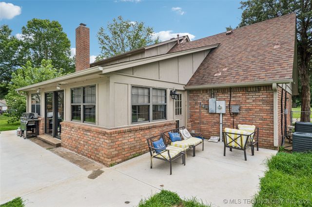 6103 S 223rd East Avenue, Broken Arrow, OK 74014