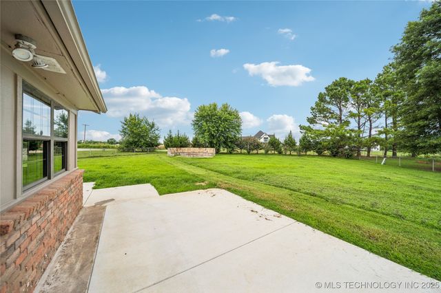 6103 S 223rd East Avenue, Broken Arrow, OK 74014