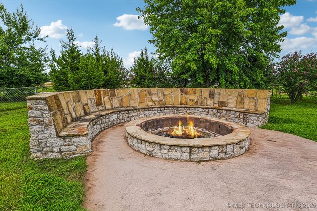 6103 S 223rd East Avenue, Broken Arrow, OK 74014