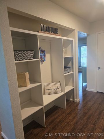 6103 S 223rd East Avenue, Broken Arrow, OK 74014