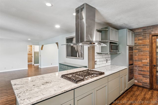 6103 S 223rd East Avenue, Broken Arrow, OK 74014