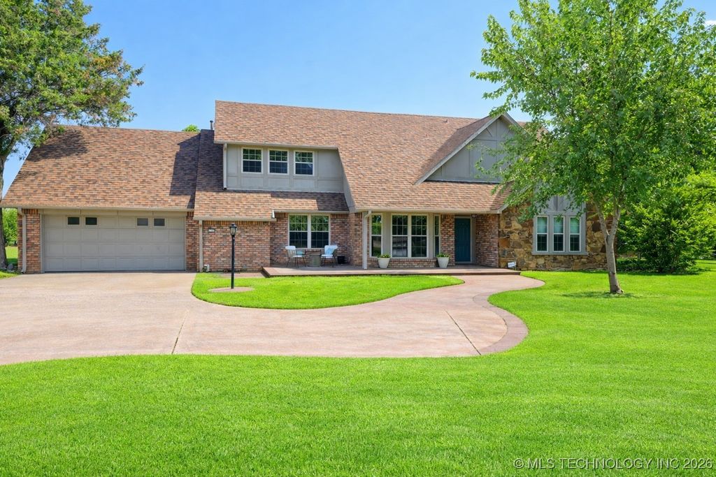 6103 S 223rd East Avenue, Broken Arrow, OK 74014