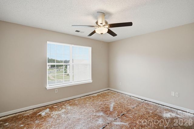 802 Almora Drive, Charlotte, NC 28216