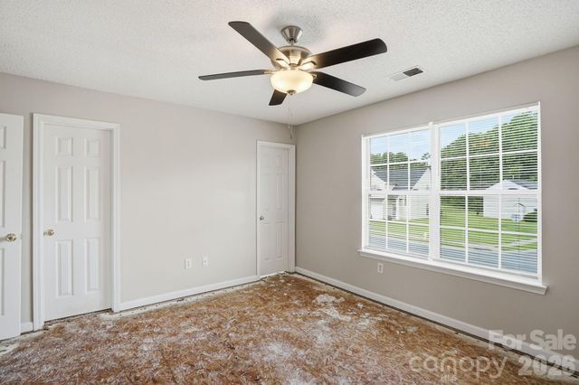 802 Almora Drive, Charlotte, NC 28216