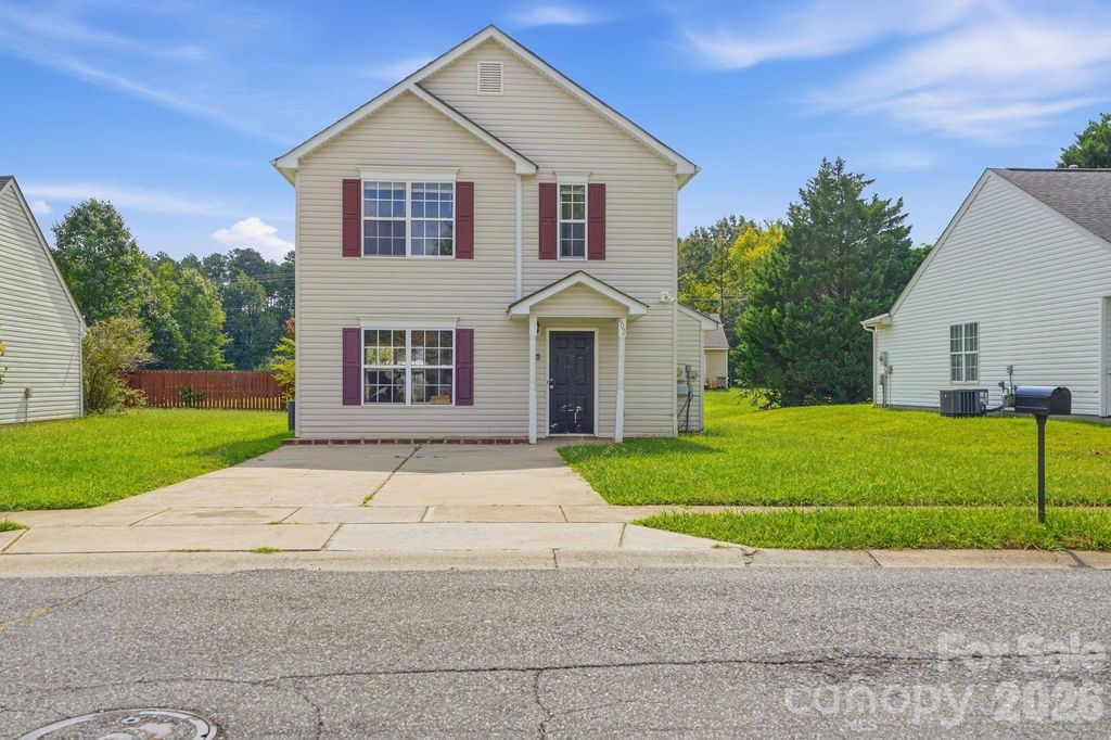 802 Almora Drive, Charlotte, NC 28216