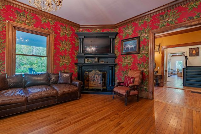 144 Taconic Road, Manchester, VT 05254