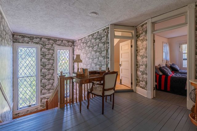 144 Taconic Road, Manchester, VT 05254
