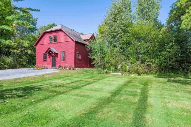 144 Taconic Road, Manchester, VT 05254