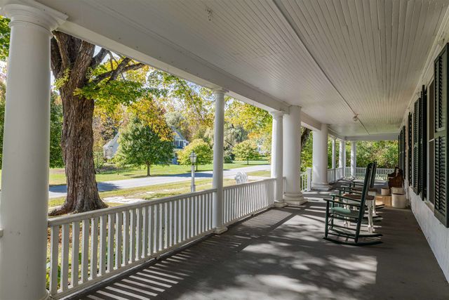 144 Taconic Road, Manchester, VT 05254