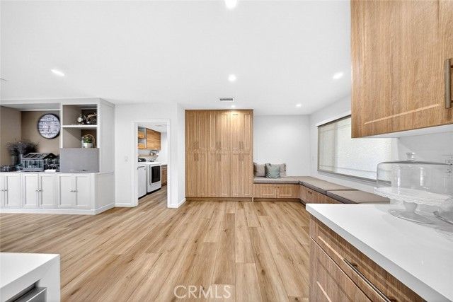 17831 Fullerfarm Street, Northridge (los Angeles), CA 91325