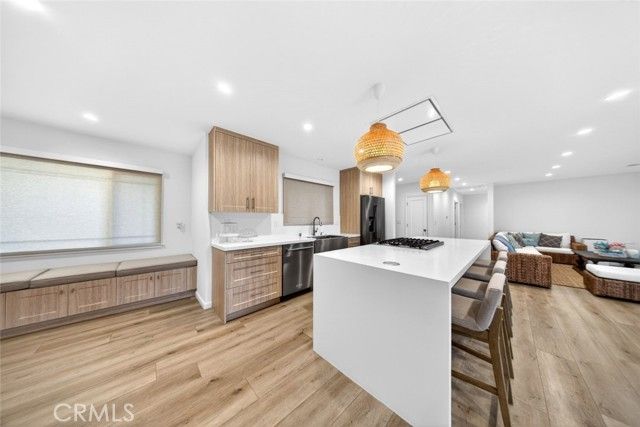 17831 Fullerfarm Street, Northridge (los Angeles), CA 91325