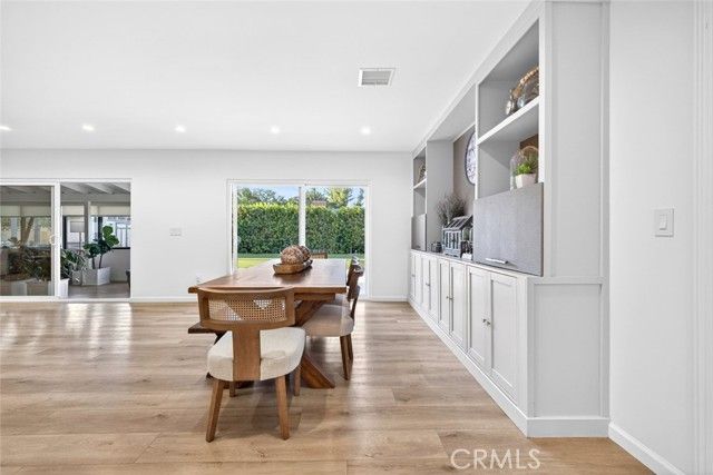 17831 Fullerfarm Street, Northridge (los Angeles), CA 91325