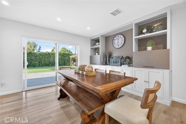 17831 Fullerfarm Street, Northridge (los Angeles), CA 91325