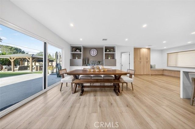 17831 Fullerfarm Street, Northridge (los Angeles), CA 91325