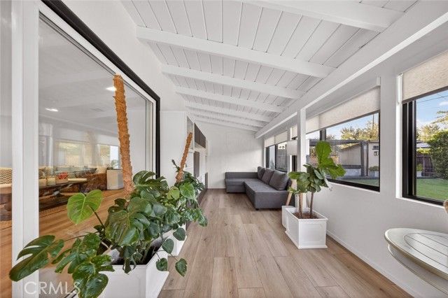 17831 Fullerfarm Street, Northridge (los Angeles), CA 91325