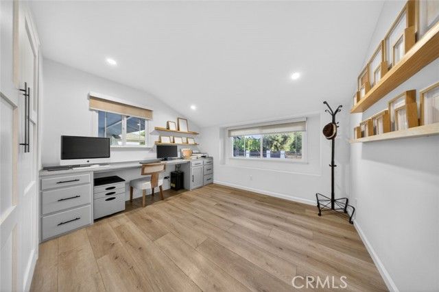 17831 Fullerfarm Street, Northridge (los Angeles), CA 91325