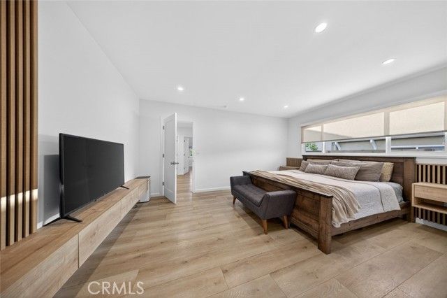 17831 Fullerfarm Street, Northridge (los Angeles), CA 91325