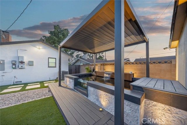 17831 Fullerfarm Street, Northridge (los Angeles), CA 91325