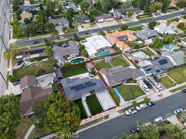 17831 Fullerfarm Street, Northridge (los Angeles), CA 91325