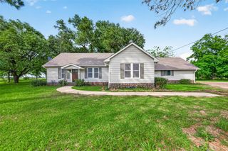 8111 Main Street, Needville, TX 77461
