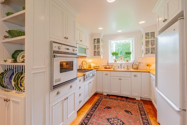 81 Fern Hill, Dorset, VT 05251