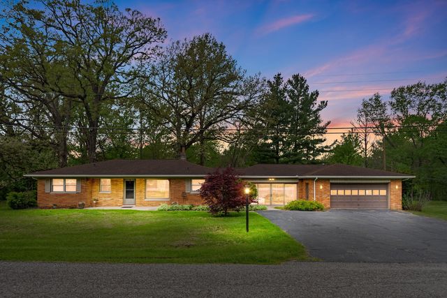 234 Lincoln Hills Drive, Valparaiso, IN 46385