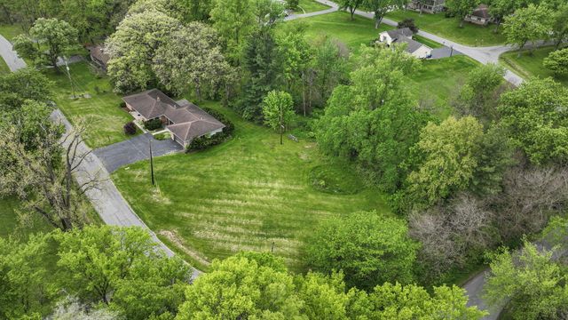 234 Lincoln Hills Drive, Valparaiso, IN 46385