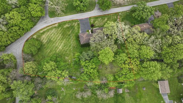 234 Lincoln Hills Drive, Valparaiso, IN 46385