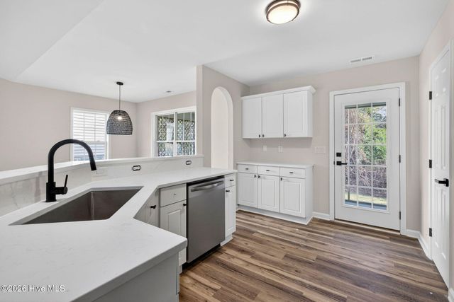 505 N Belvedere Drive, Hampstead, NC 28443