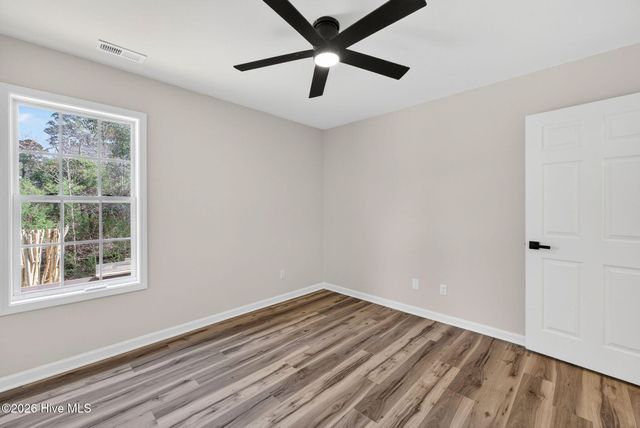 505 N Belvedere Drive, Hampstead, NC 28443