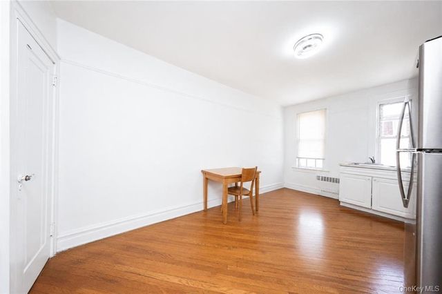 2007 E 28th Street, Brooklyn, NY 11229