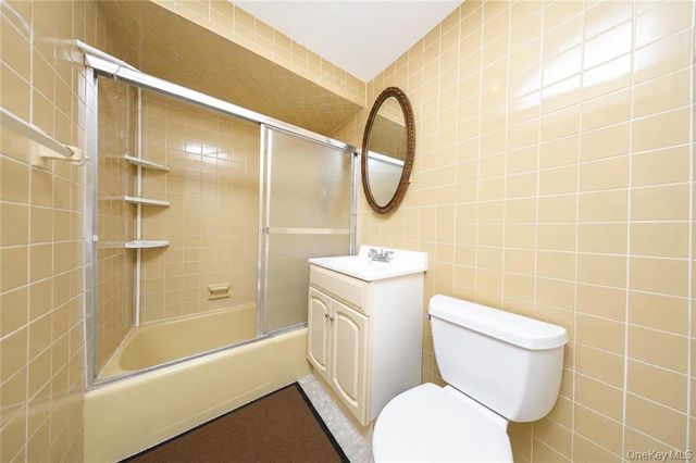 2007 E 28th Street, Brooklyn, NY 11229