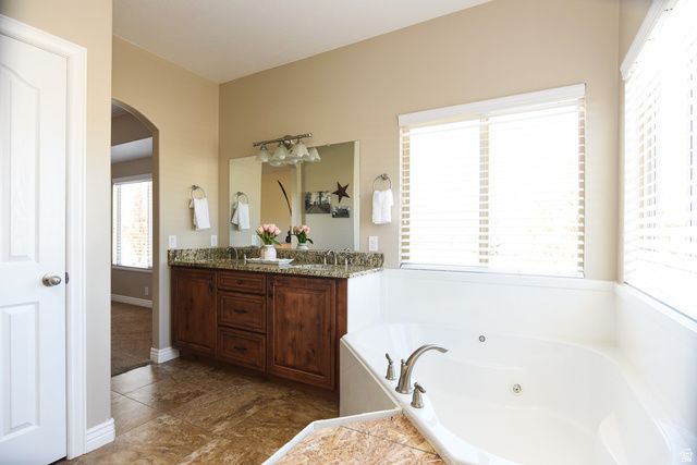 518 S HONEY TREE LN, Grantsville, UT 84029