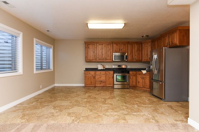 518 S HONEY TREE LN, Grantsville, UT 84029