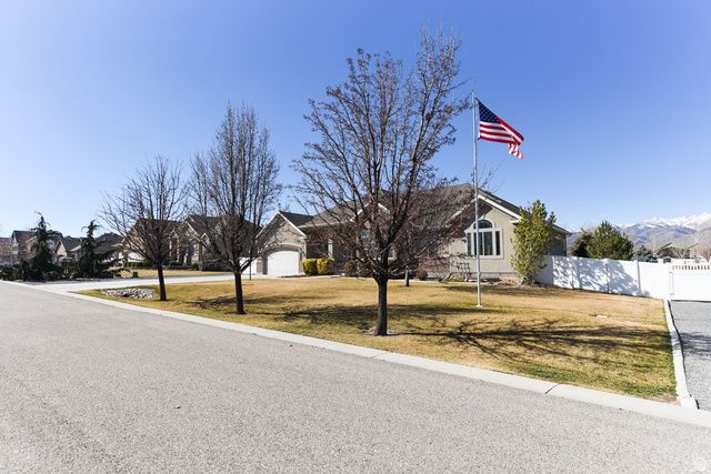 518 S HONEY TREE LN, Grantsville, UT 84029