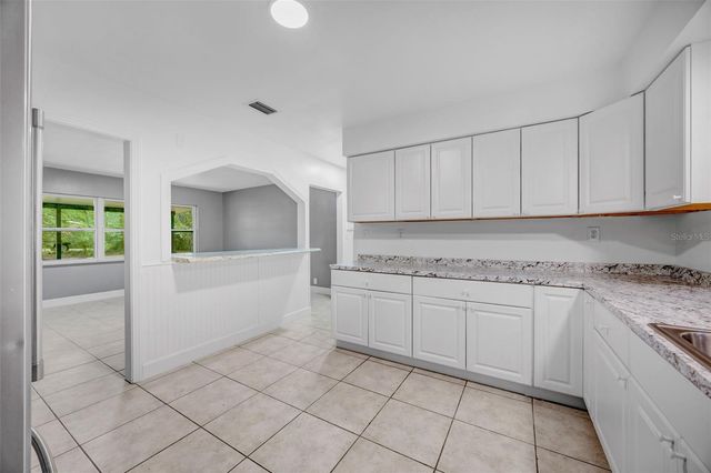 308 S KINGSWAY ROAD, Seffner, FL 33584