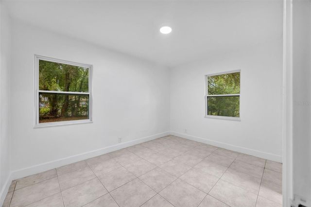 308 S KINGSWAY ROAD, Seffner, FL 33584