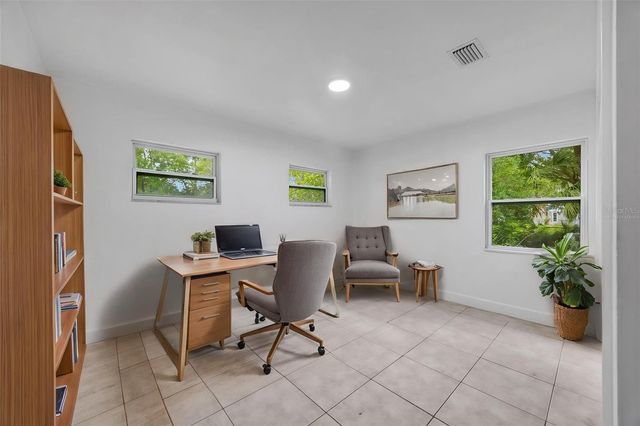 308 S KINGSWAY ROAD, Seffner, FL 33584