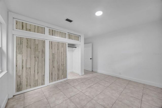 308 S KINGSWAY ROAD, Seffner, FL 33584
