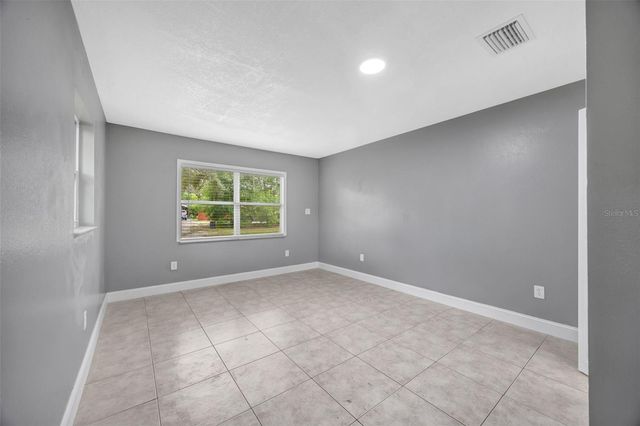 308 S KINGSWAY ROAD, Seffner, FL 33584