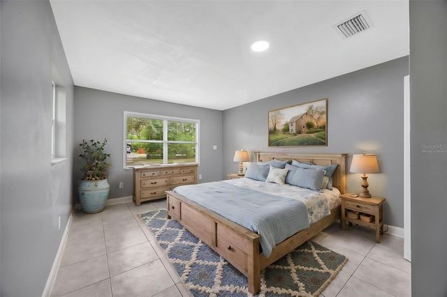 308 S KINGSWAY ROAD, Seffner, FL 33584