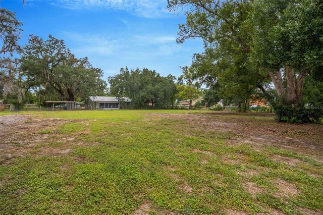 308 S KINGSWAY ROAD, Seffner, FL 33584