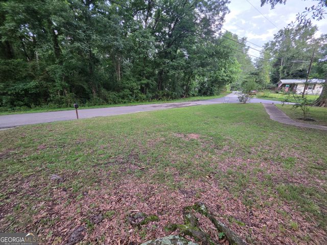 160 Connecticut Ave., Tallapoosa, GA 30176
