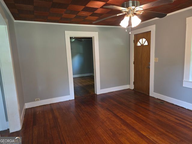 160 Connecticut Ave., Tallapoosa, GA 30176