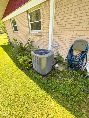 2908 Taxus Street, Anderson, IN 46011
