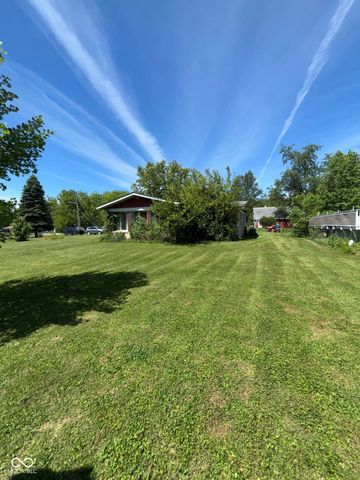 2908 Taxus Street, Anderson, IN 46011