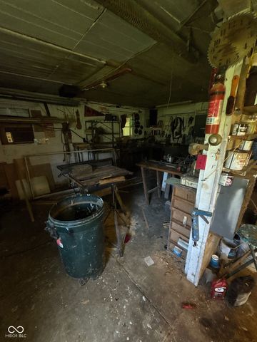 2908 Taxus Street, Anderson, IN 46011