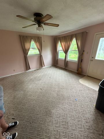 2908 Taxus Street, Anderson, IN 46011
